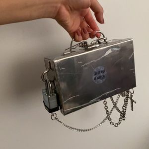 Not your Average Citizen Lockbox🤍🤍